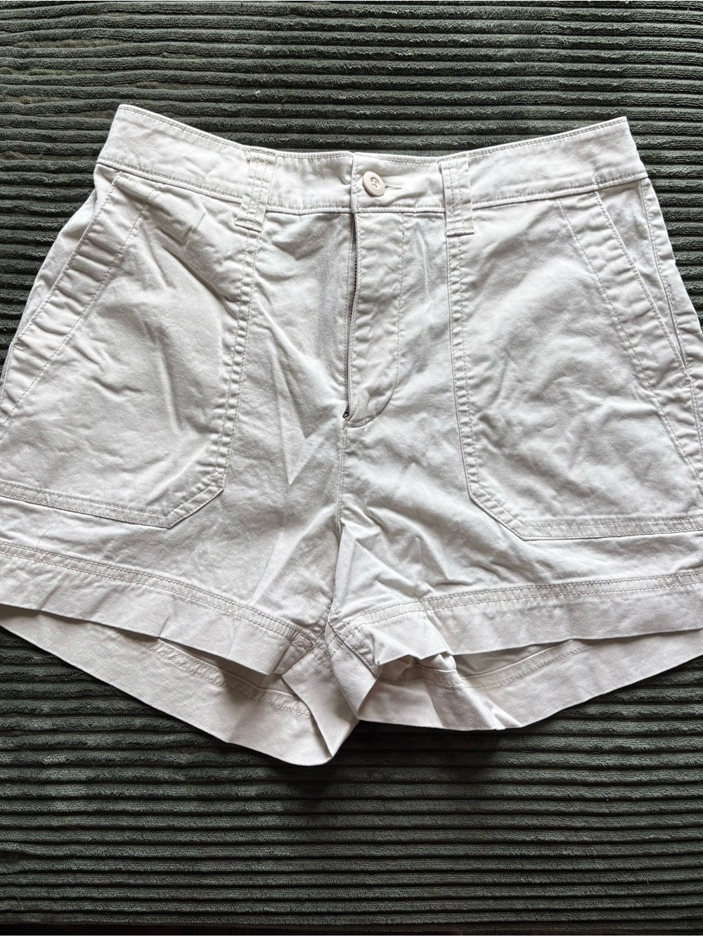 Old Navy Chino Light Cream High-Waist Utility Shorts